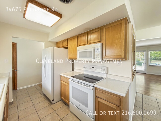 Photo - 34675 Pettibone Rd