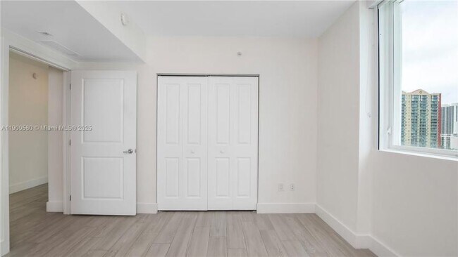 Photo - 3 bedroom in Sunny Isles Beach FL 33160