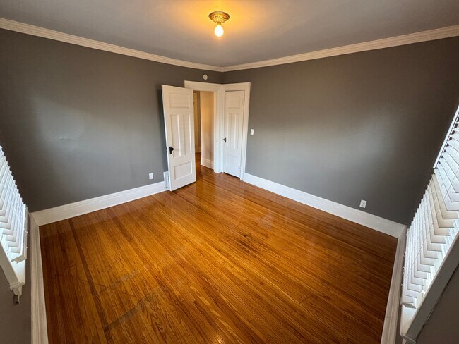Photo - 214 Culver Rd Unit 2