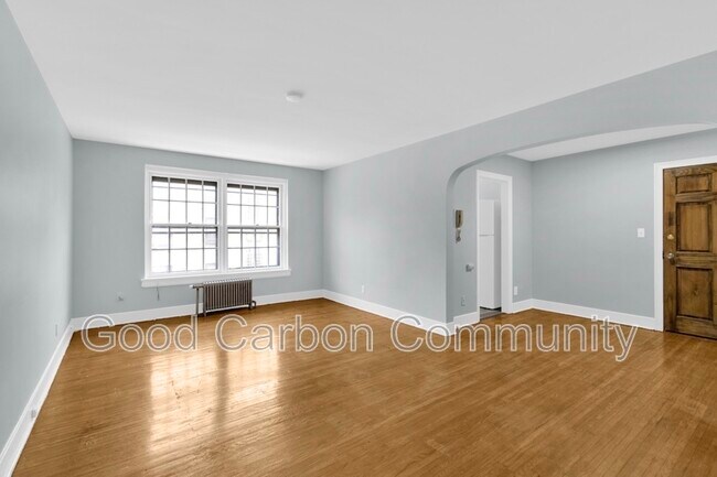 Building Photo - 19 Benwood Ave Unit 21