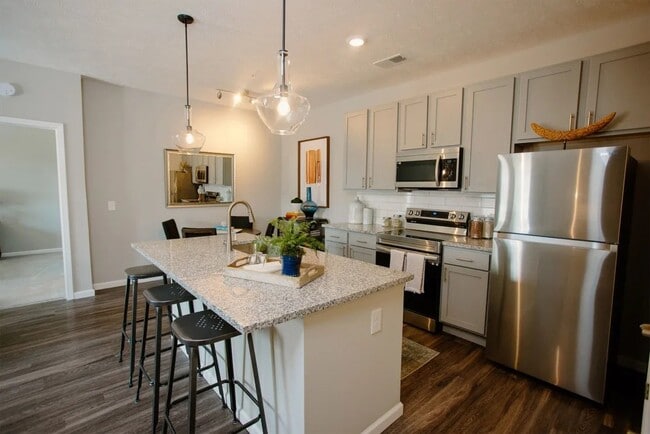 Photo - Elan Park Apartments