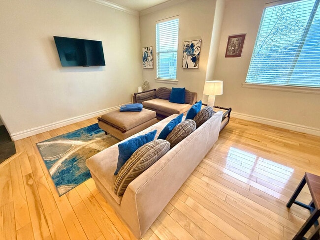 Photo - 625 E 200 S Unidad ID1389245P