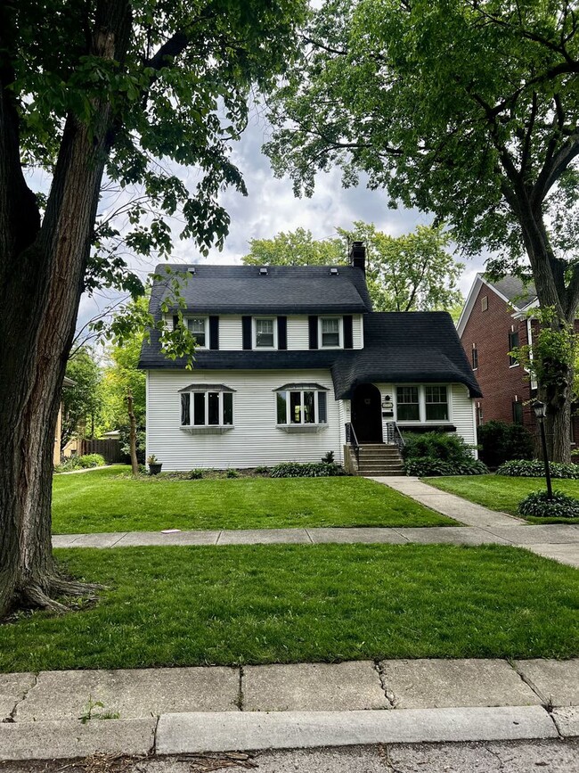 Photo - 613 S Chester Ave House
