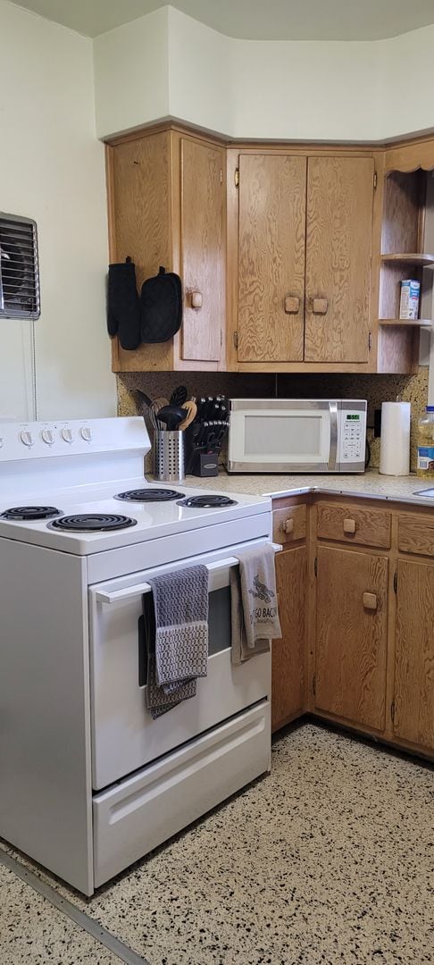 Photo - One Bedroom Upper Apartment in a Duplex