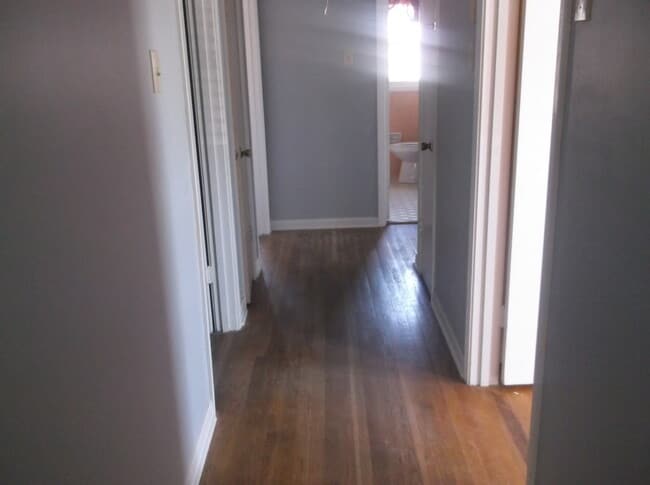 Photo - 412 Dreger Rd