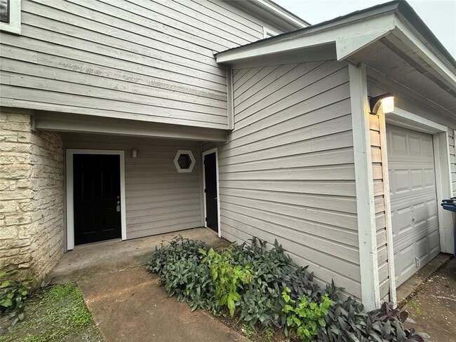 Building Photo - 8905 Schick Rd