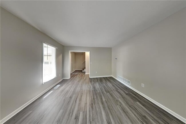 Photo - 6319 Sherrian St