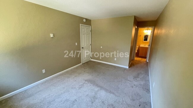 Photo - Beautiful 2 BD | 2 BA Condo w/ Amenities- Murrayhill!