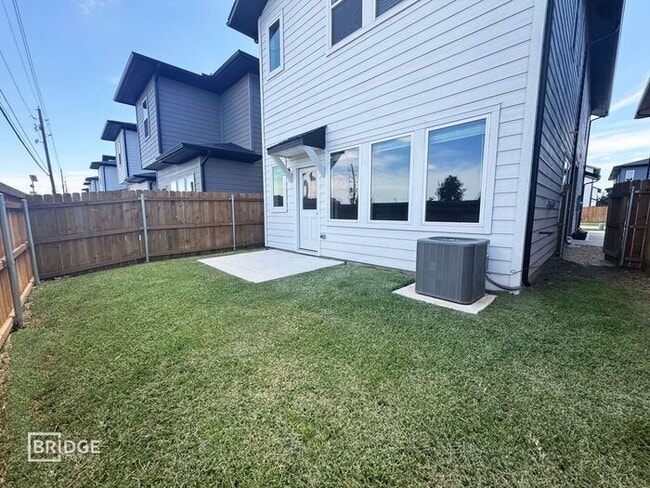 Photo - 33142 Willow Hts Ln