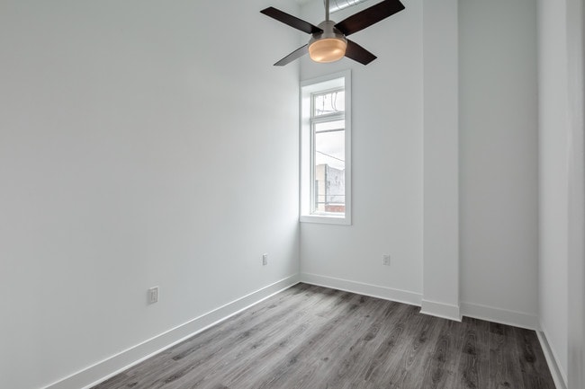 Photo - 1705 Jackson St
