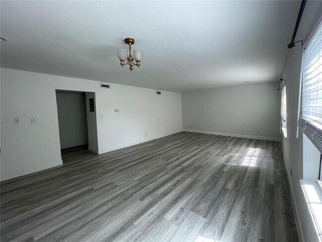 Photo - 1000 S Semoran Blvd Unit 116