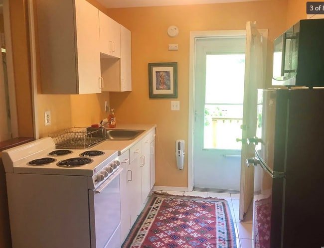 Photo - 7 Whitmore Ln