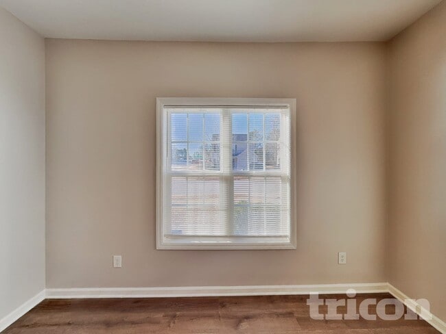 Photo - 5517 Landreaux Dr