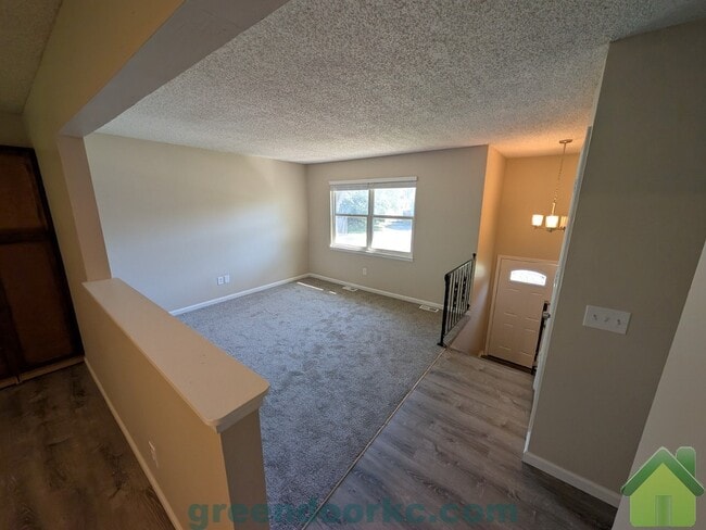Photo - 12221 S Sycamore St