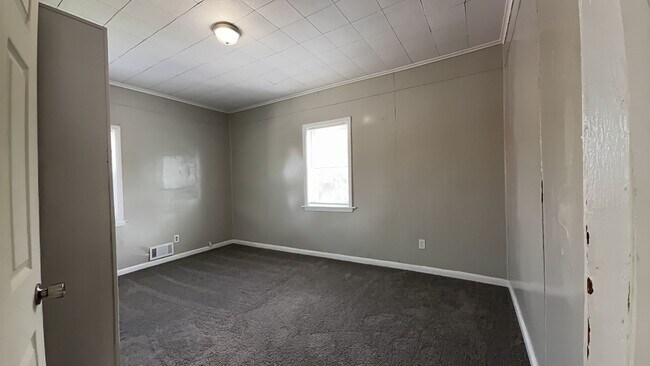 Photo - 1521 E Kirby Ave Unit 1521
