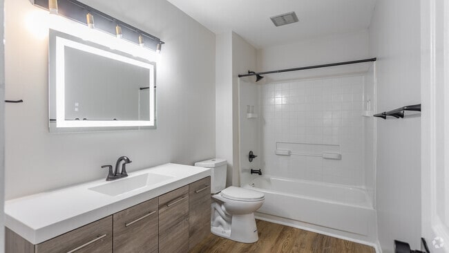 2BR, 1,5 BAR, 1500 ft2 Premium con vista al lago - Grand Lake