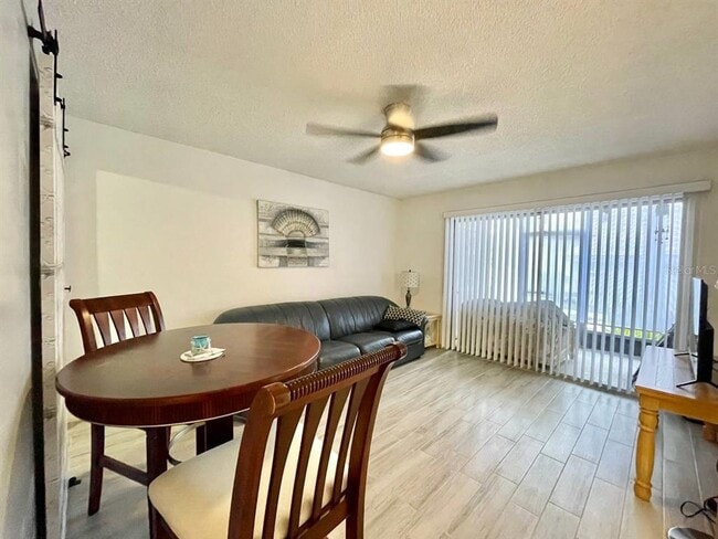 Photo - 6342 Newtown Cir Unit 42A1