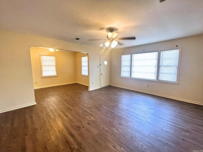 Photo - 304 W 34th Ave