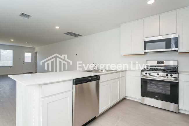 Photo - 10504 Desert Hawk Cir