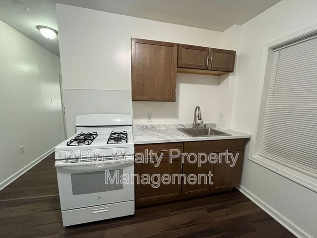 Photo - 29 N Main St Unidad 2A