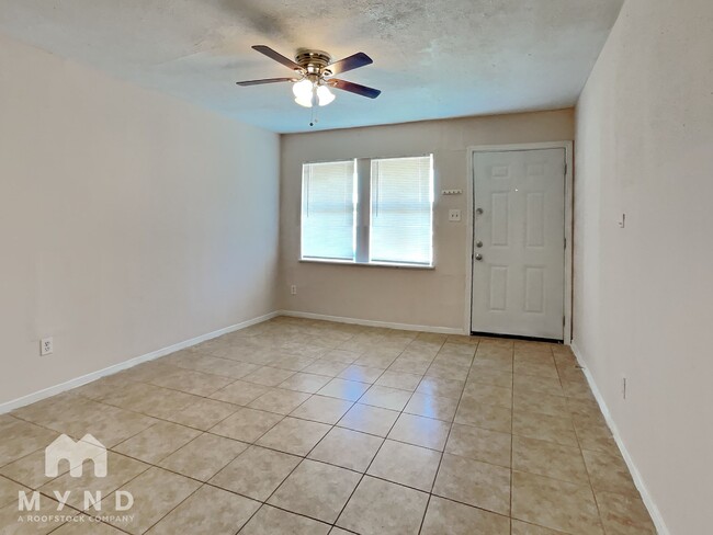 Photo - 15216 Wickbriar Dr