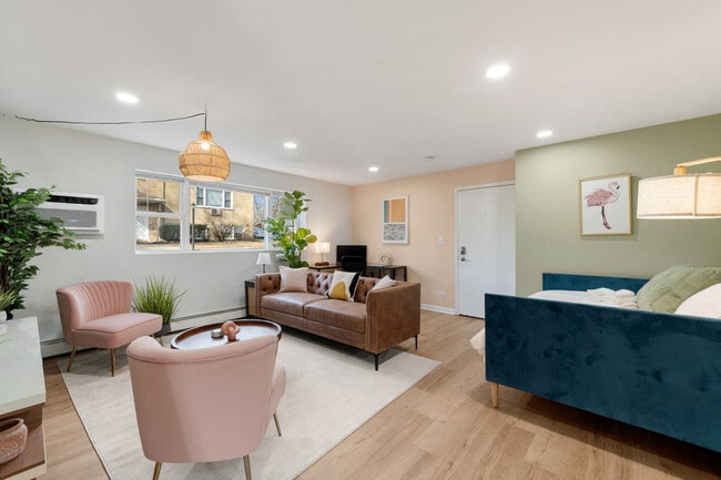 Photo - 1016 E Division St Unit ID1057423P