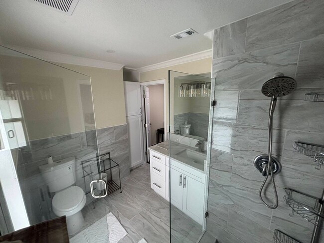 Photo - 1257 SE Airoso Blvd Apartamento