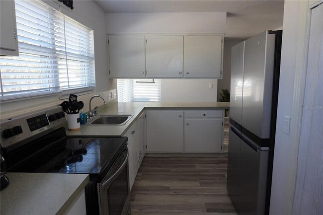 Photo - 2326 S Peninsula Dr