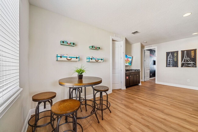 Building Photo - 1220 Grand Traverse Pkwy Unit ID1247924P Rental