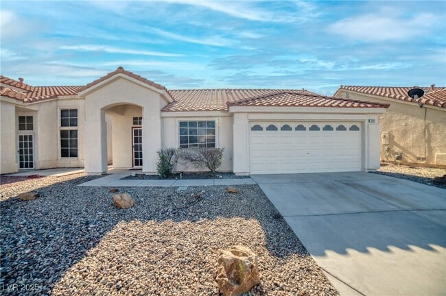 Building Photo - 2542 N Grand Basin Dr Rental