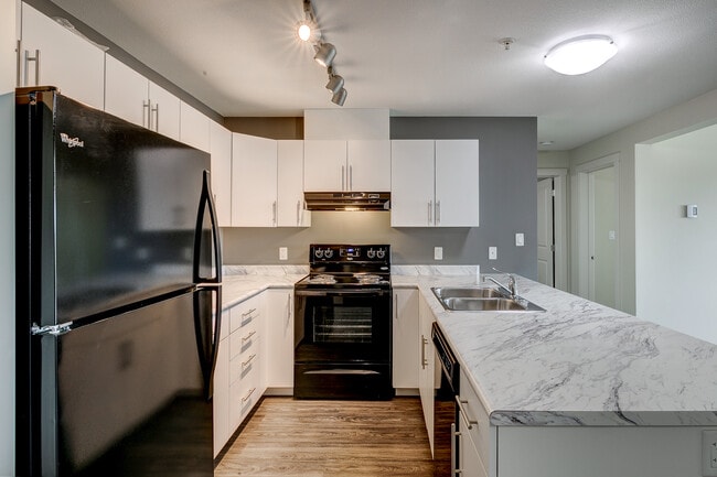 Photo - Emerald Hills Apartments