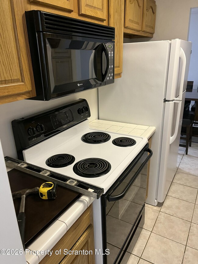 Building Photo - 436 Ziegler St