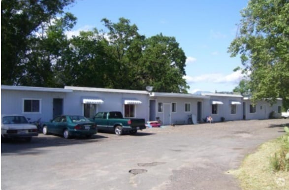 Building Photo - 5720 Old Redwood Hwy Unit E Rental