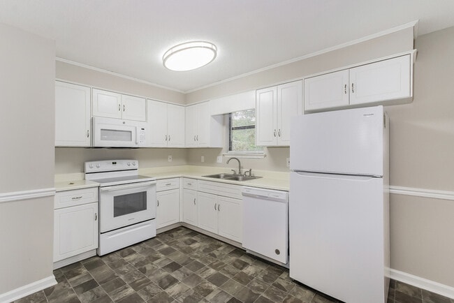 Photo - Charming 3 Bedroom Brick Ranch Home in Hephzibah, GA