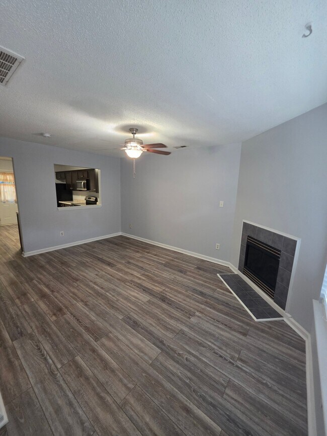 2093 Brandymill Ln