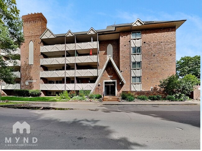 Building Photo - 1366 Garfield St Rental