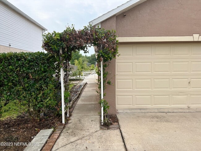 Photo - 6580 Gentle Oaks Dr N