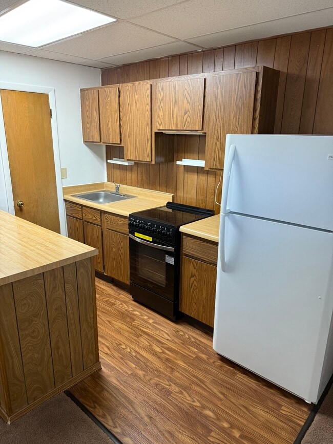 Photo - 2967 Columbus St Unit B
