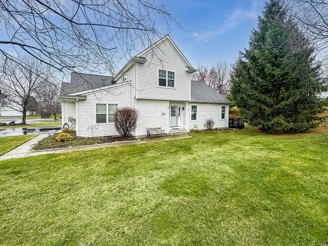 Photo - 37 Delong St Townhome
