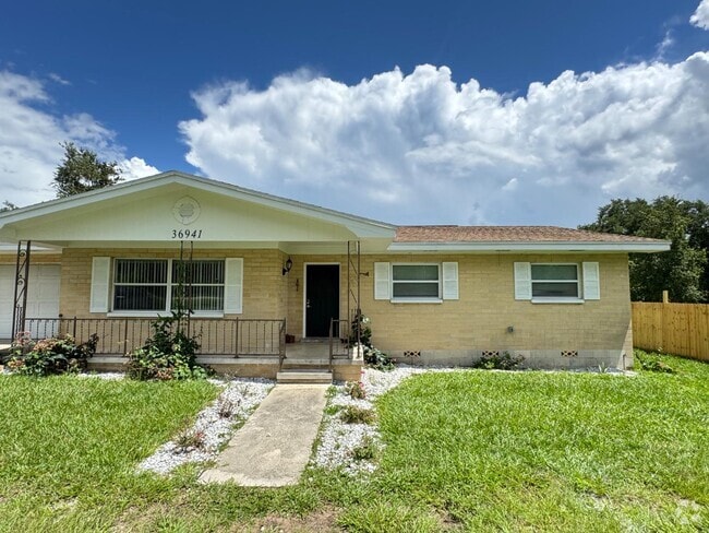 Building Photo - 36941 Blanton Rd Rental