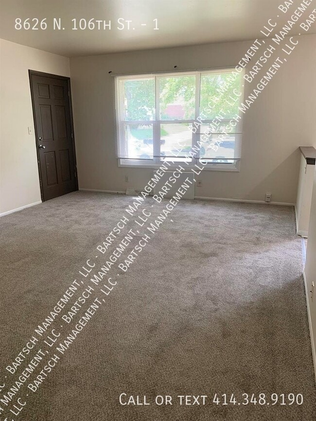 Photo - 8626 N 106th St Unidad 1