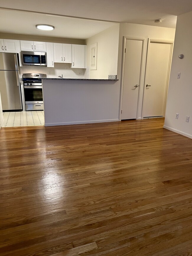 Photo - Elsinore Street Apartments