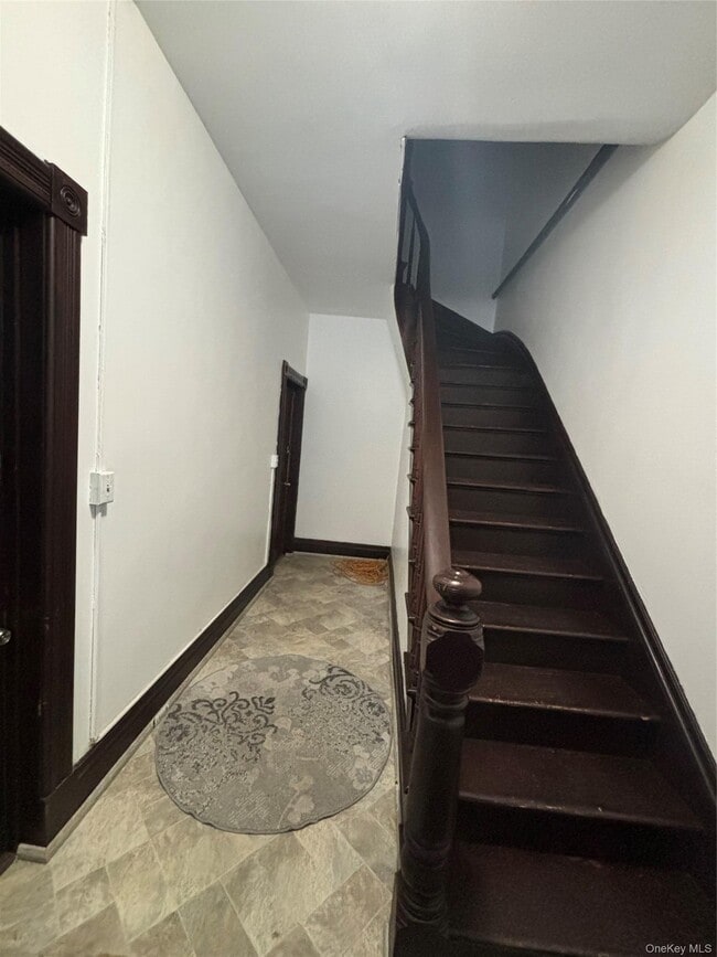 Photo - 135 5th Ave