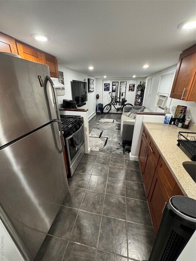 Photo - 81 Brookline Ave