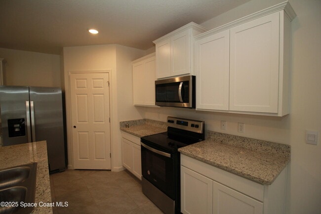 Photo - 218 Bubbling Ln