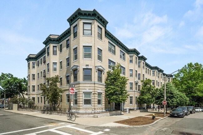 Photo - 1427 Commonwealth Ave Apartment Unit 201
