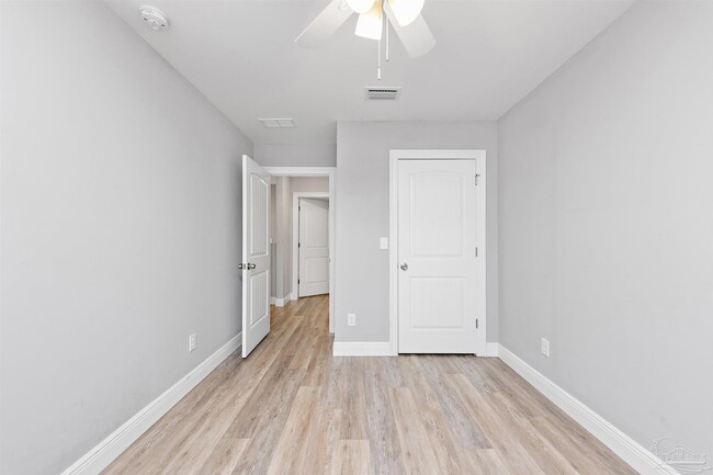 Photo - 3611 Stonewall Ave