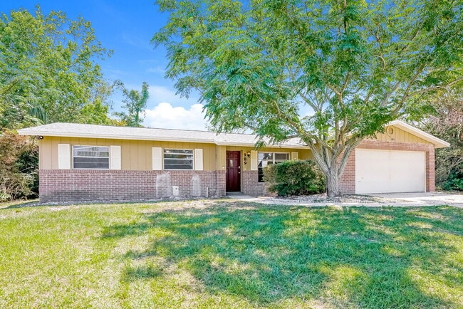 989 E Normandy Blvd