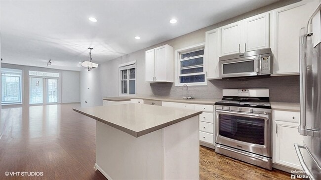 Building Photo - 3540 N Reta Ave Unit 3540 N Reta, 1