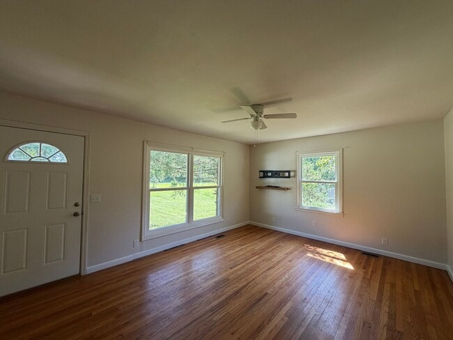 938 Elon Ossipee Rd